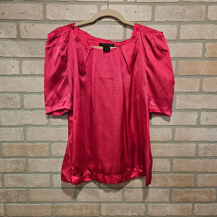 PINK SHORT SLEEVE TOP (NEW)