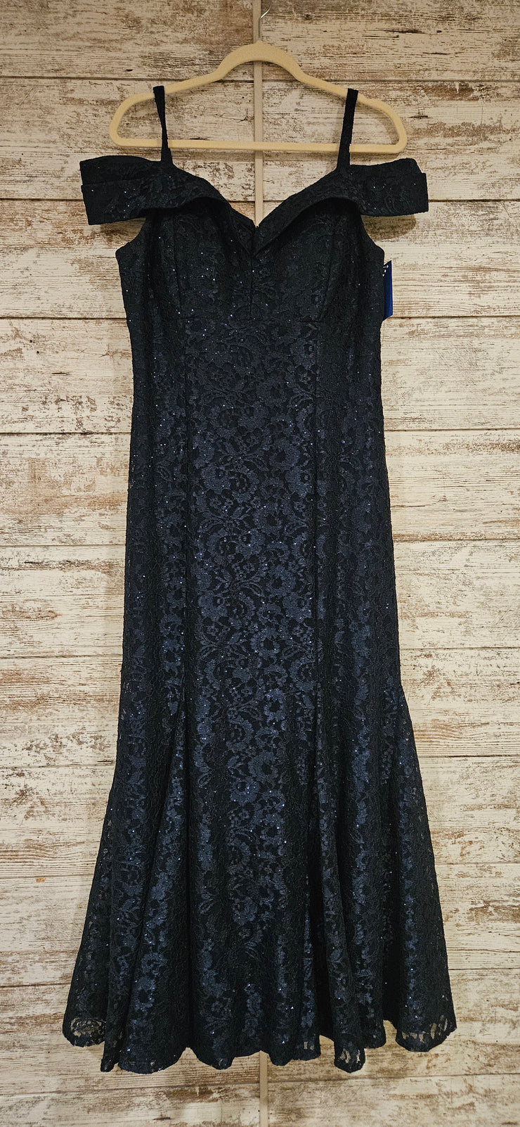 NAVY LACE LONG EVENING GOWN