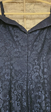 NAVY LACE LONG EVENING GOWN