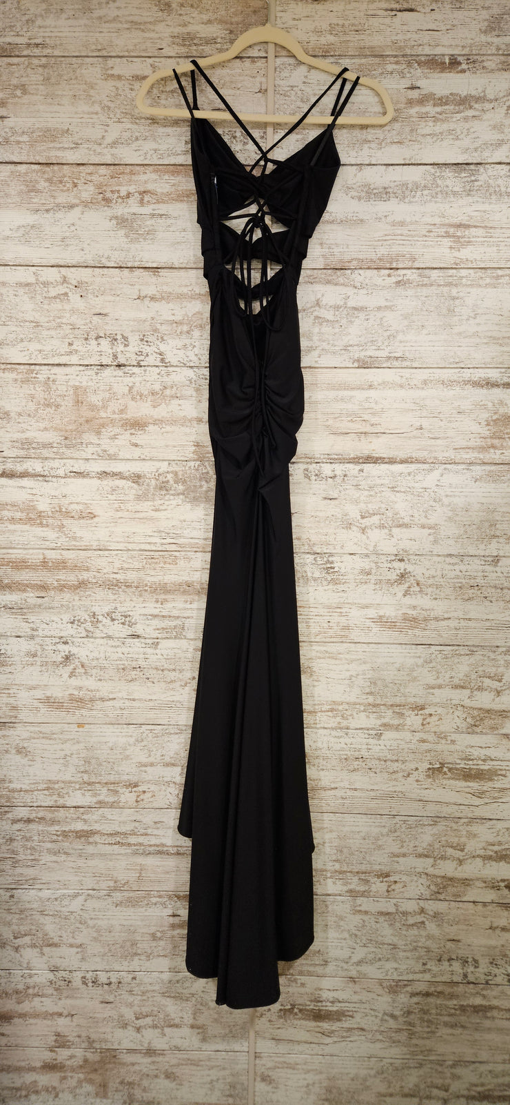 BLACK LONG EVENING GOWN