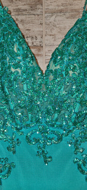 GREEN LONG EVENING GOWN