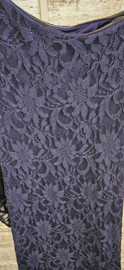 NAVY LACE LONG EVENING GOWN