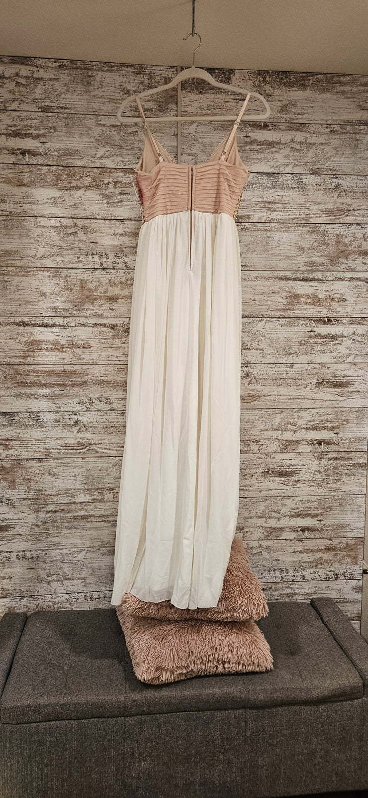 WHITE/GOLD LONG EVENING GOWN