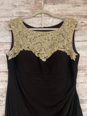 BLACK/GOLD LONG EVENING GOWN