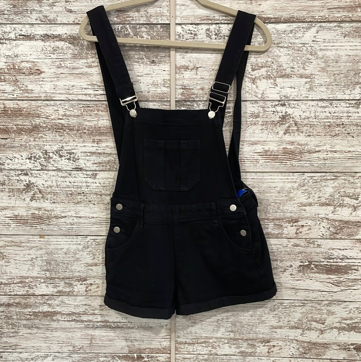 BLACK BIBBED OVERALL SHORTS