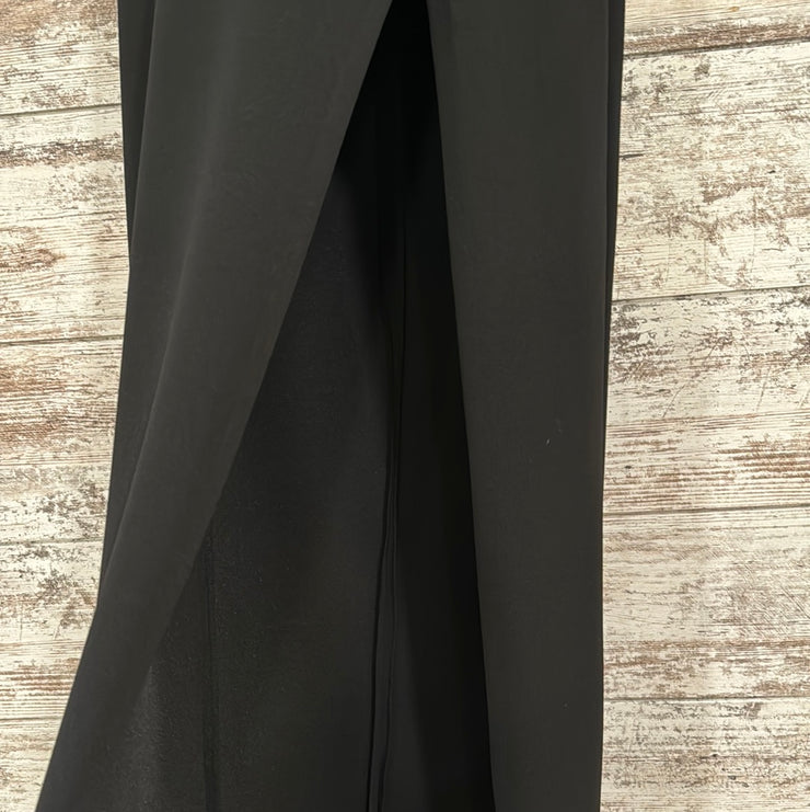 BLACK LONG EVENING GOWN