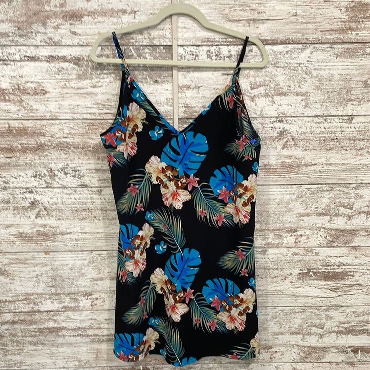 BLACK/FLORAL SHORT DRESS