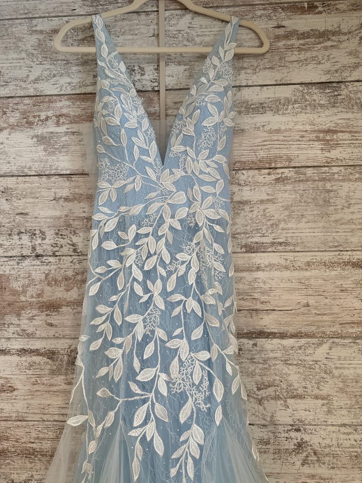 BLUE/WHITE FLORAL MERMAID -NEW