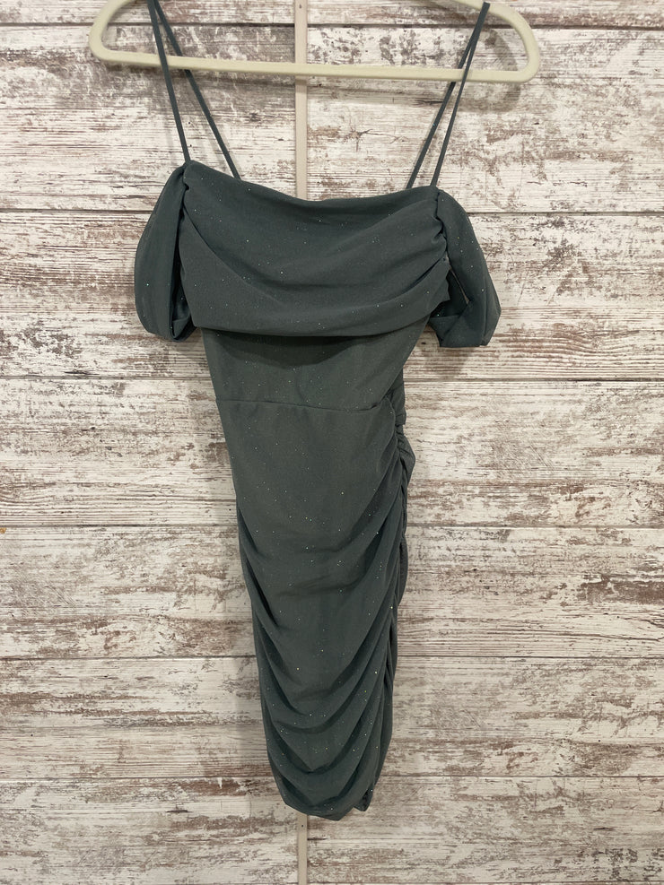 GREEN SPARKLY SHORT DRESS