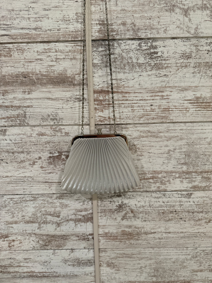 VINTAGE-GRAY CLAMSHELL BAG-NEW