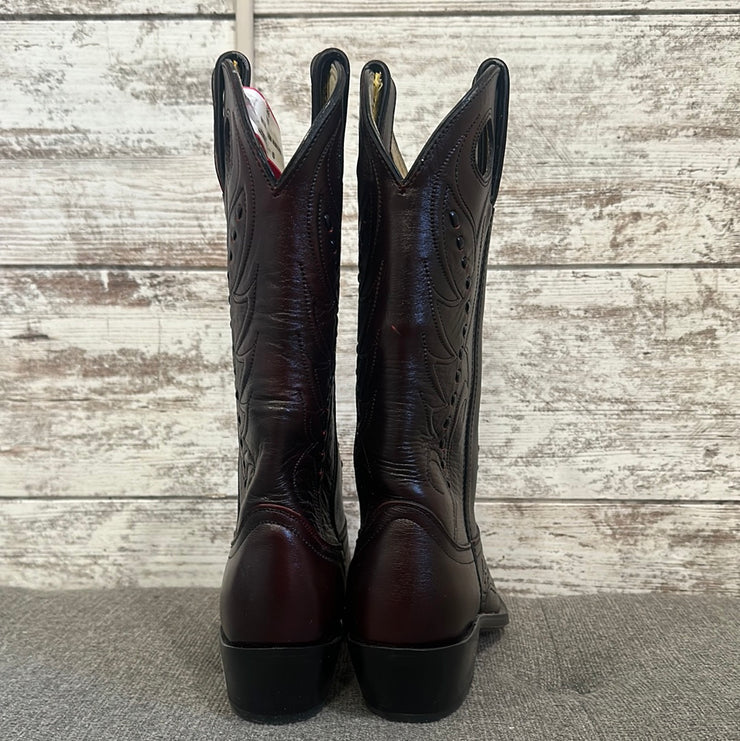 BROWN LEATHER BOOTS (NEW)