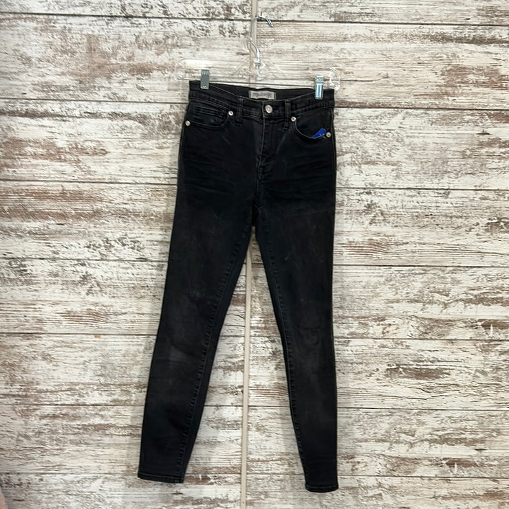 BLACK SKINNY JEANS