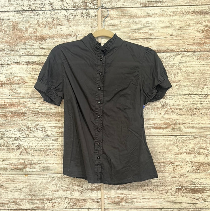 BLACK SHORT SLEEVE TOP
