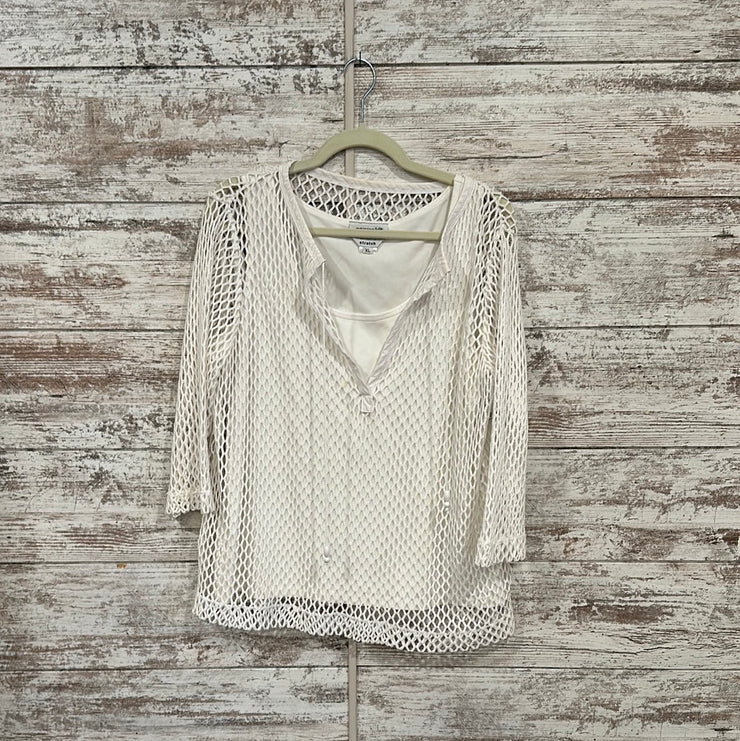 WHITE TANK/CROCHET SWEATER