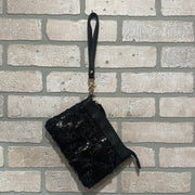 BLACK SPARKLY WRISTLET