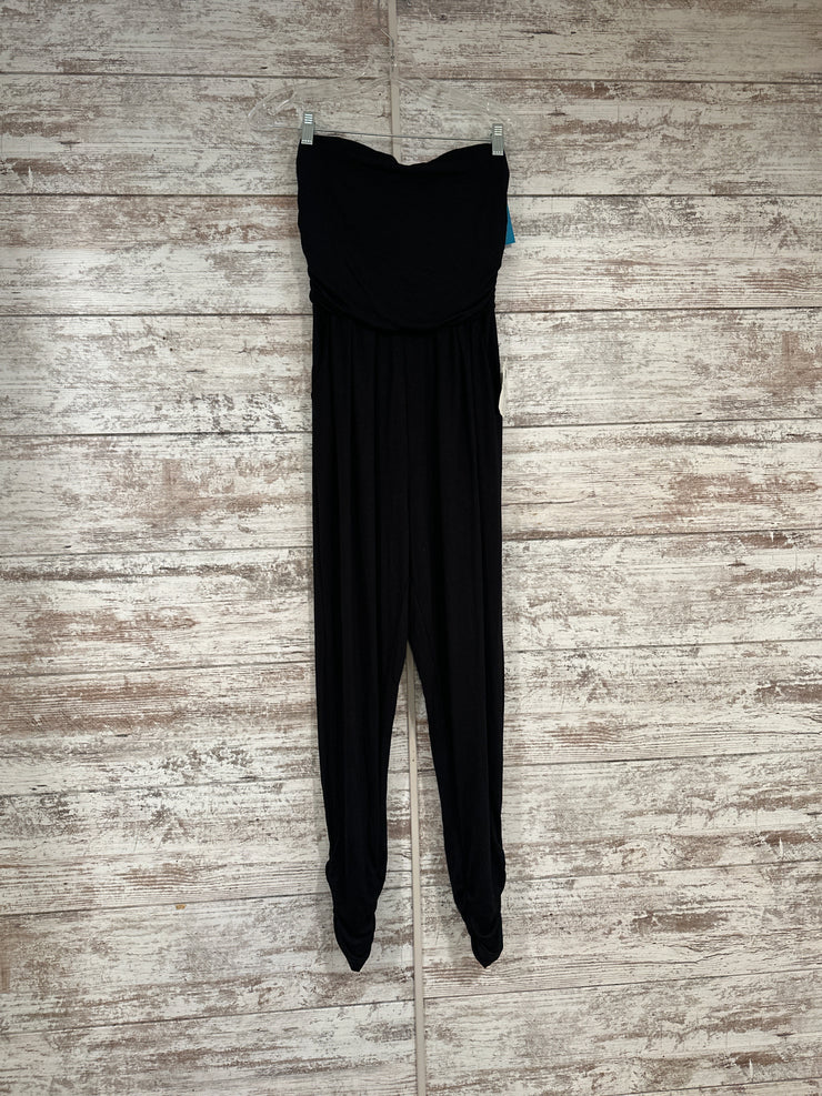 BLACK JUMPER (NEW) $70