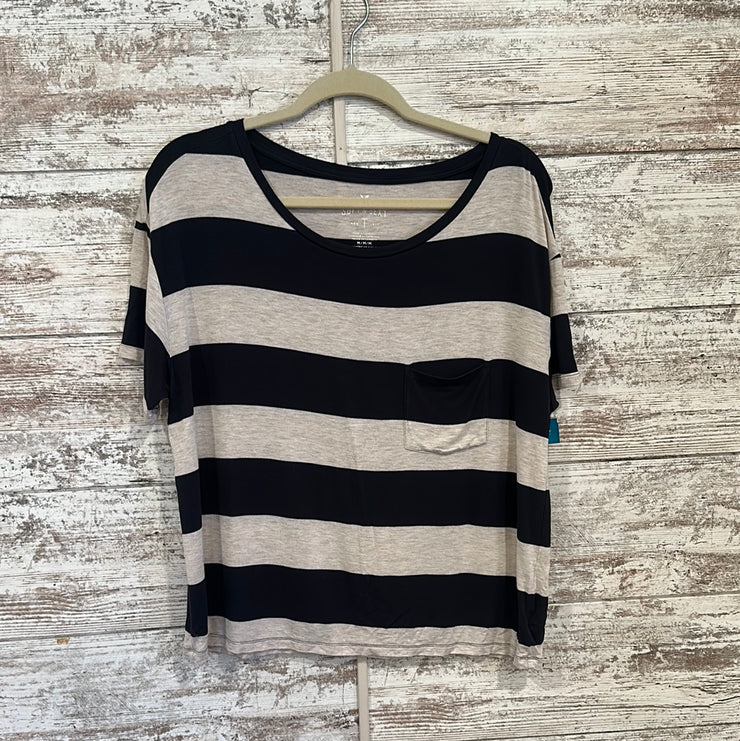 NAVY/GRAY STRIPED CROP TOP