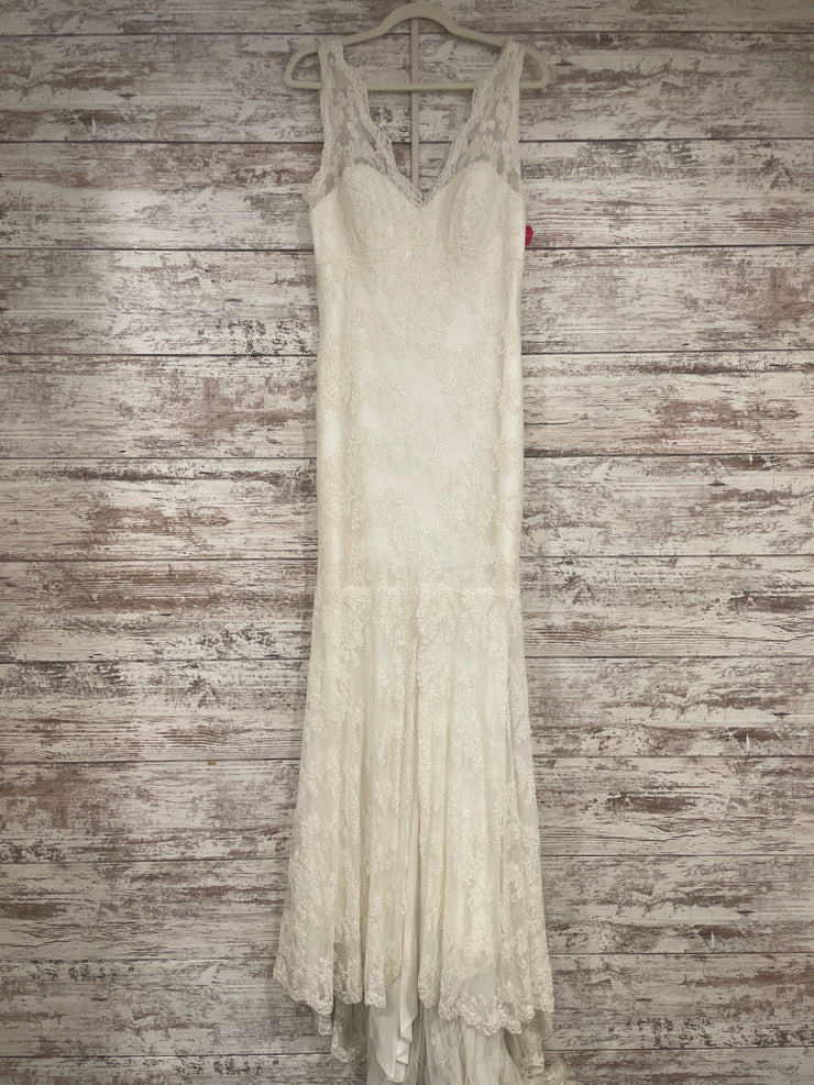 WHITE WEDDING GOWN