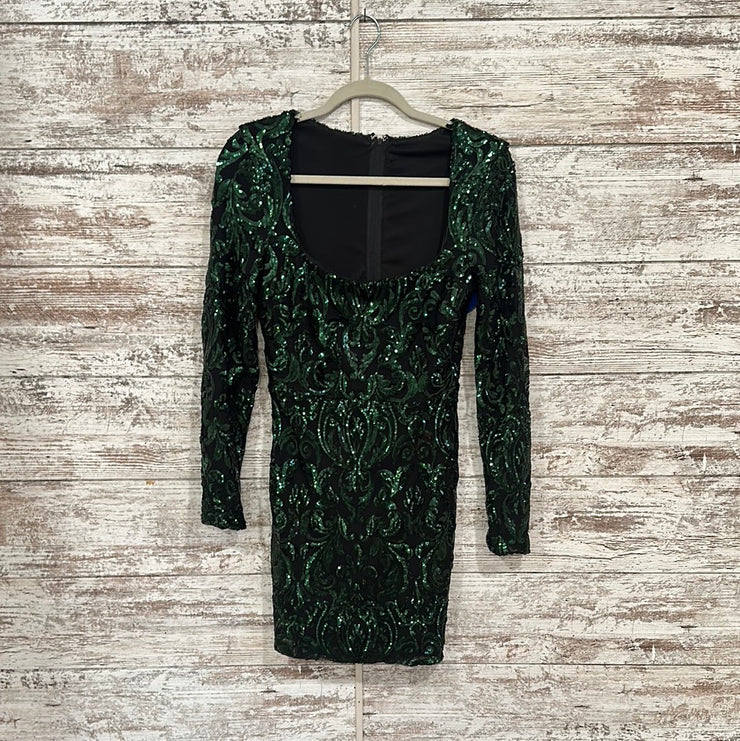 GREEN/BLACK SPARKLY SHORT DRES