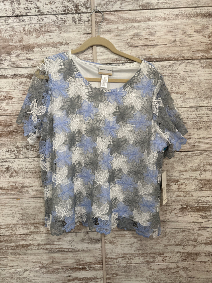 WHITE/BLUE TOP (NEW) $62