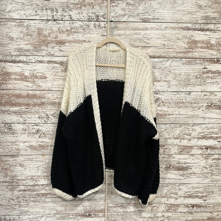 BLACK/WHITE OPEN SWEATER $69