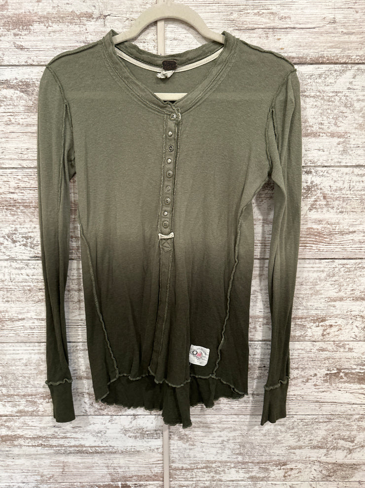 GREEN LONG SLEEVE TOP $58