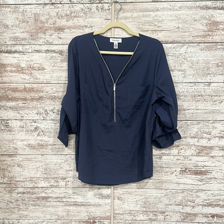 NAVY LONG SLEEVE TOP