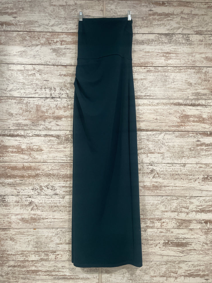 GREEN LONG EVENING GOWN