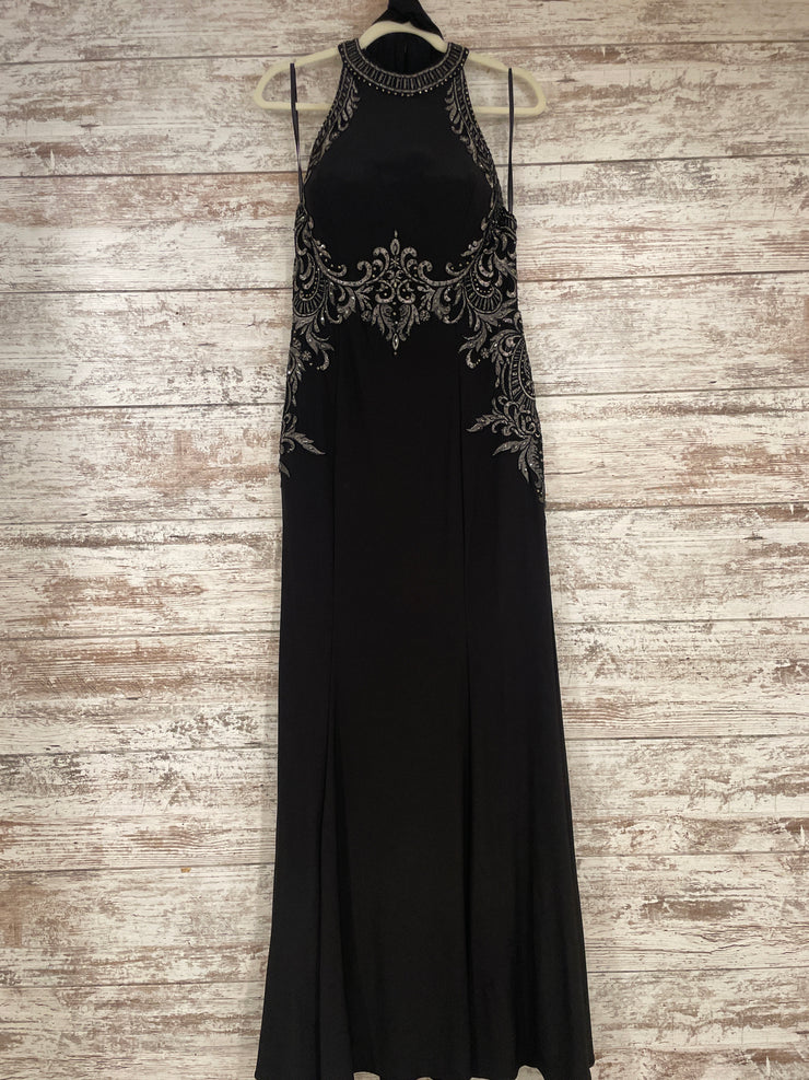 BLACK/GOLD LONG EVENING GOWN