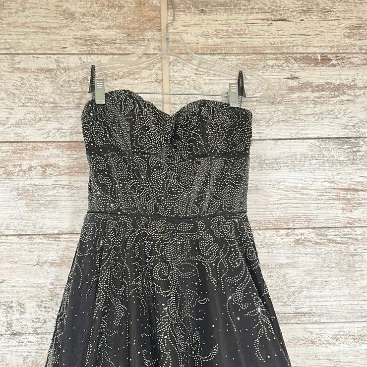 BLACK SPARKLY A LINE GOWN