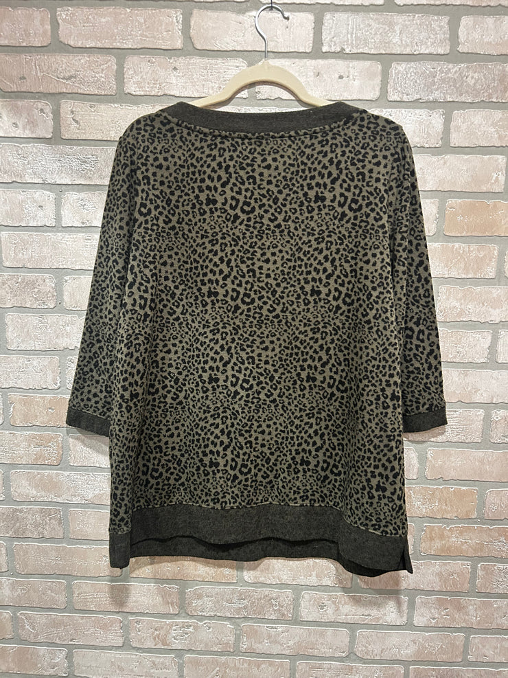 GREEN/BLACK LEOPARD TUNIC $99