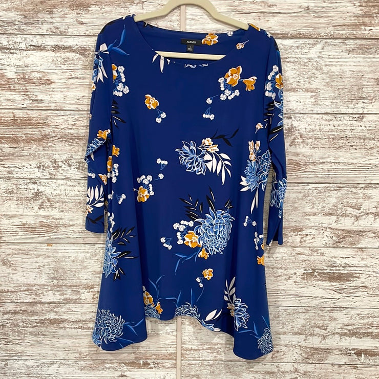 BLUE/FLORAL TUNIC