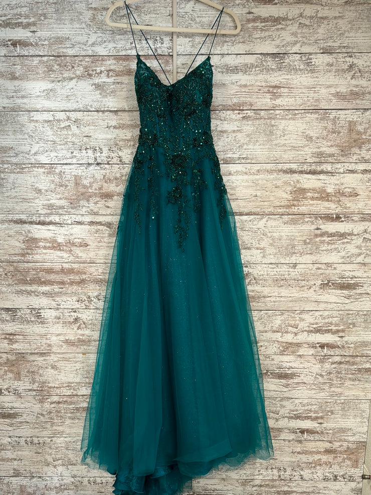 GREEN SPARKLY A LINE GOWN