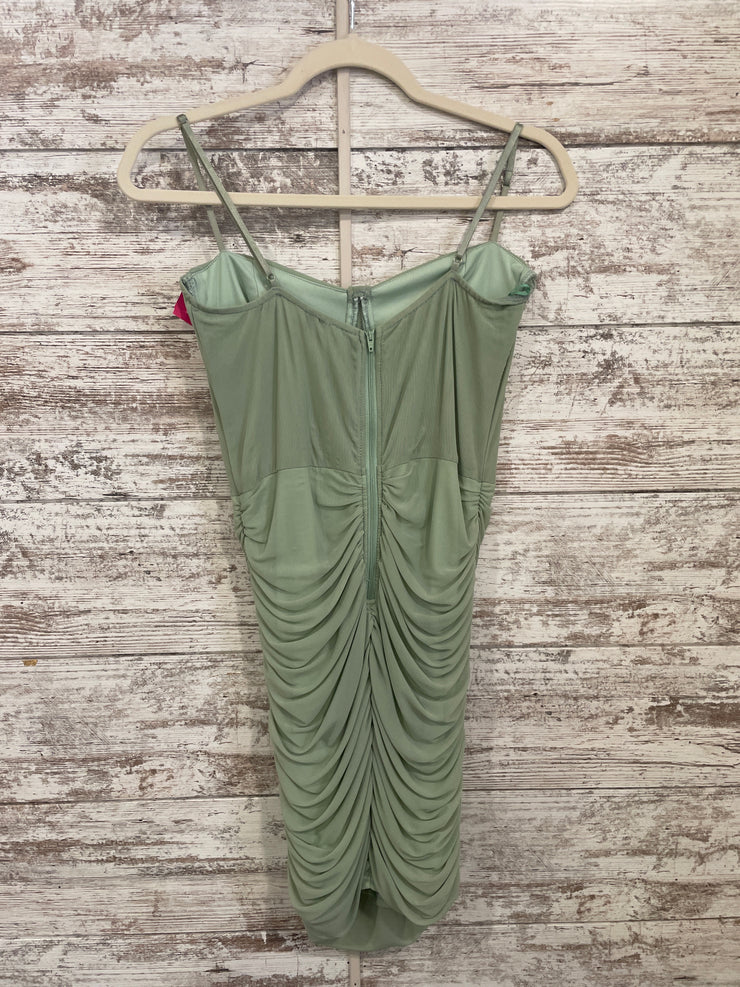 GREEN SHORT DRESS