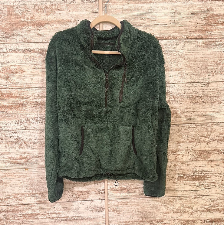 GREEN QUARTER ZIP FLEECE TOP