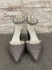 SILVER SPARKLY HEELS (NEW)