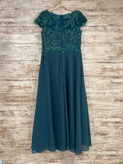 GREEN/FLORAL LONG DRESS (NEW)