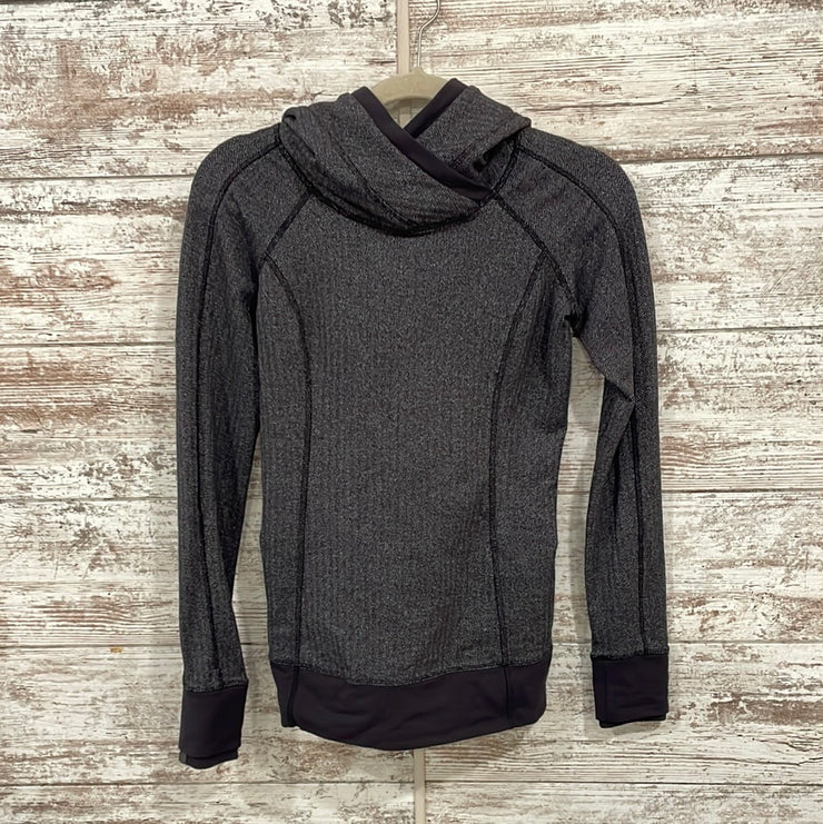 GRAY LONG SLEEVE TOP