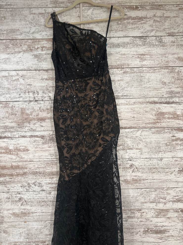 BLACK/FLORAL LONG DRESS $600