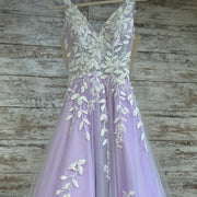 LAVENDER/WHITE FLORAL A LINE