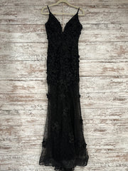 BLACK/FLORAL MERMAID GOWN