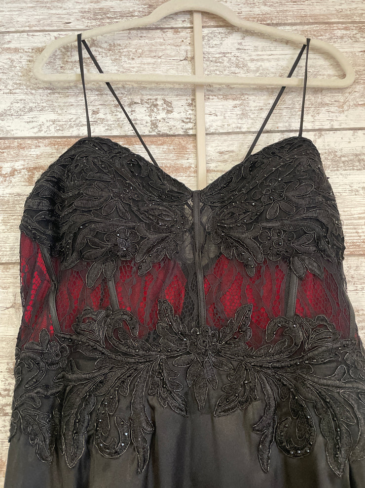 BLACK LONG EVENING GOWN