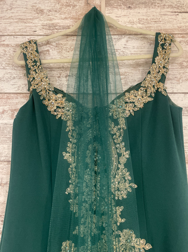 GREEN/GOLD LONG EVENING GOWN