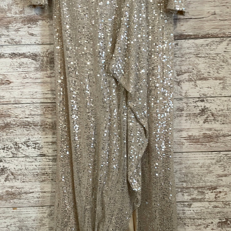 GOLD LONG SLEEVE LONG DRESS