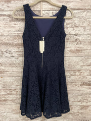 NAVY LACE SHORT DRESS (NEW)