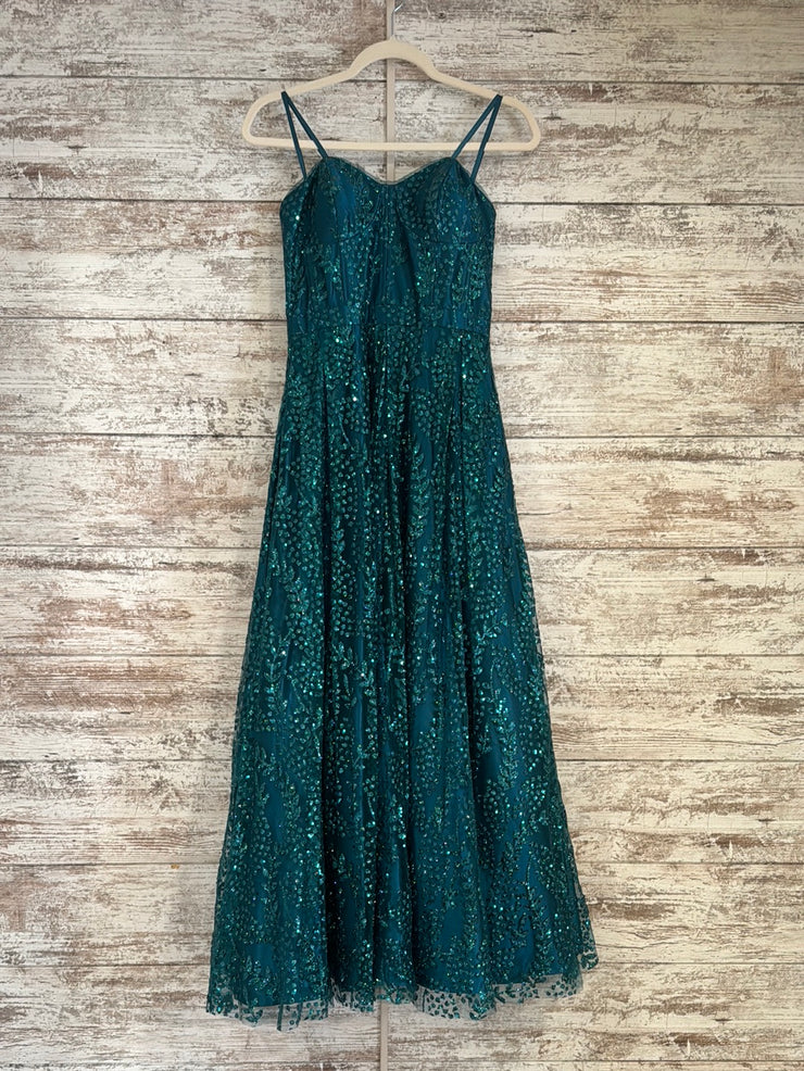 GREEN SPARKLY A LINE GOWN
