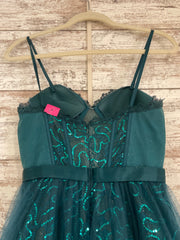 GREEN SPARKLY A LINE GOWN