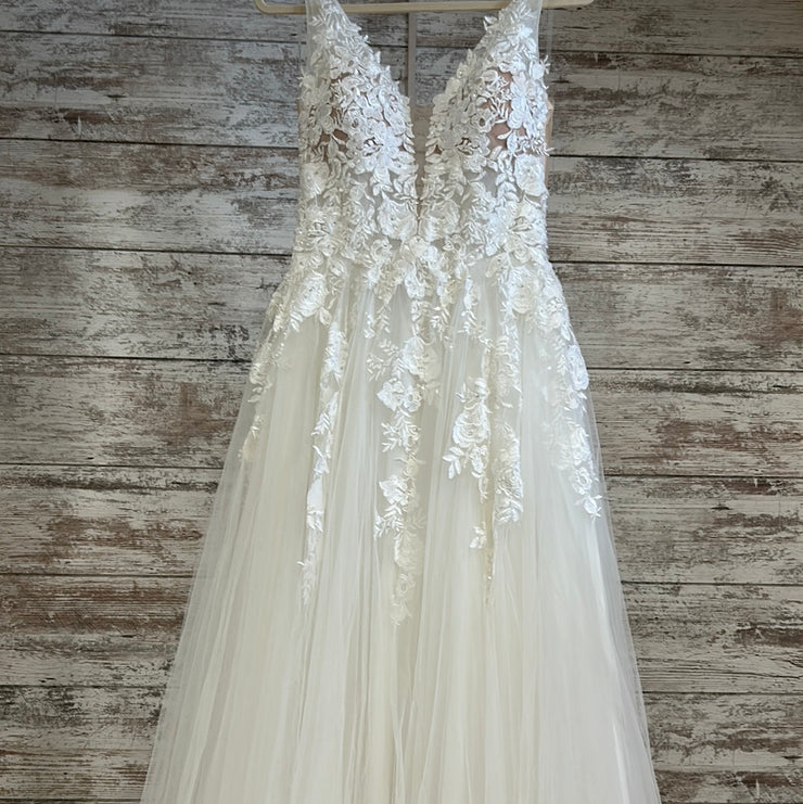 WHITE/FLORAL WEDDING GOWN$1300