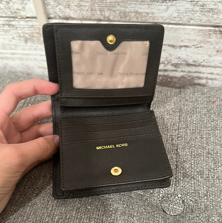 BROWN SIGNATURE WALLET