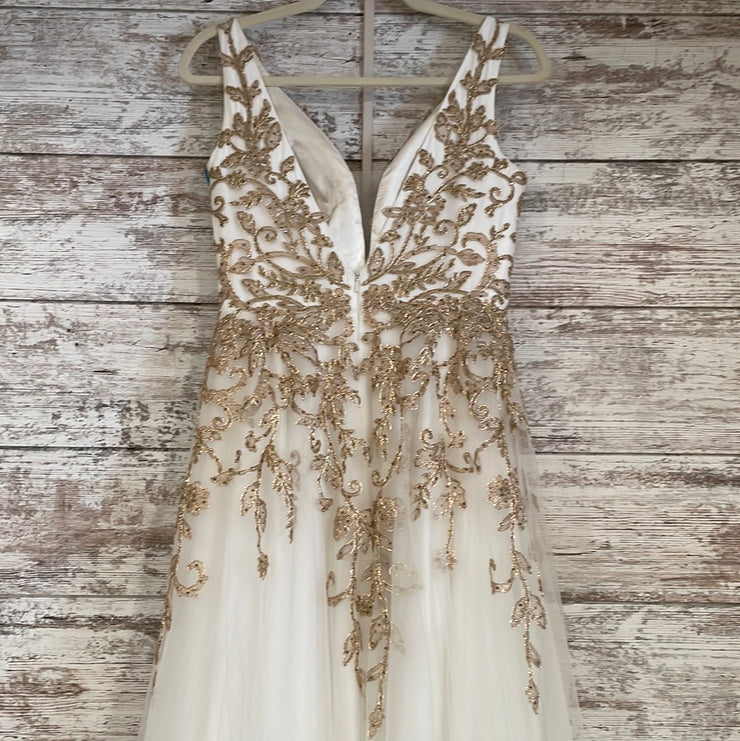 WHITE/GOLD A LINE GOWN